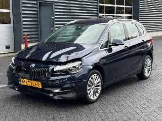 Schadeauto BMW 2-serie 218i 1.5 TwinPower Turbo 12V MPV  Benzine 1.499cc 103kW (140pk) FWD 2019/4