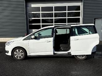 Ford Grand C-Max 1.5 TDCi 95 16V MPV  Diesel 1.499cc 70kW (95pk) FWD picture 9