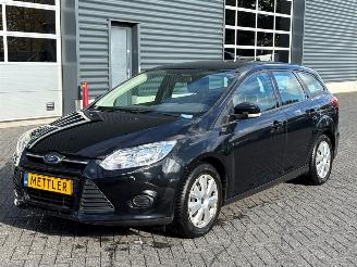 Avarii autoturisme Ford Focus 1.6 SCTi 16V Combi/o  Benzine 1.596cc 110kW (150pk) FWD 2012/1