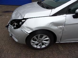 Opel Astra 1.2 EDITION picture 8