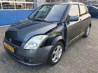 Unfallwagen Suzuki Swift 1.3 Exclusive 2008/3