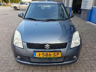 Suzuki Swift 1.3 Exclusive picture 8