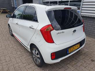 Kia Picanto 1.0 CVVT X-treme picture 3