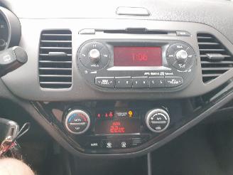 Kia Picanto 1.0 CVVT X-treme picture 24