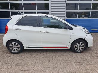 Kia Picanto 1.0 CVVT X-treme picture 6