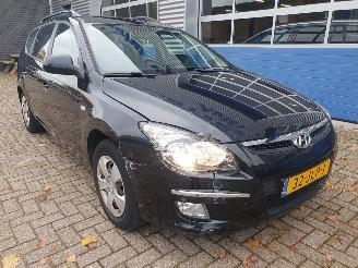 Hyundai I-30 CW 1.4i Blue Dynamic picture 7