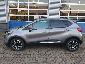 Renault Captur 1.2 TCe Dynamique AUTOMAAT picture 2