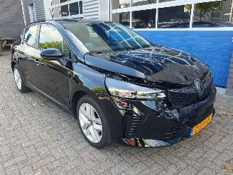 Renault Clio E-TECH FULL HYBRID 1.6 145 evolution picture 7