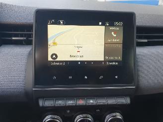 Renault Clio E-TECH FULL HYBRID 1.6 145 evolution picture 23