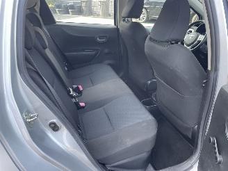 Toyota Yaris 1.5 Full Hybrid Aspiration toyota onderhouden prachtig!!! picture 10