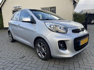 Schadeauto Kia Picanto 1.0 CVVT DynamicLine N.A.P NL AUTO 2016/2