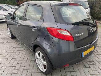 Mazda 2 1.3 TS Plus N.A.P NL AUTO PRACHTIG!!! picture 2