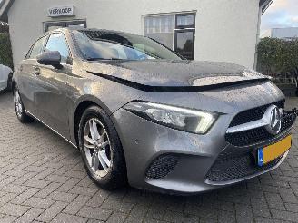 Damaged car Mercedes A-klasse A-klasse 180D  AUTOMAAT N.A.P NL AUTO PRACHTIG!!! 2018/10