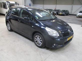 Toyota Verso 2.0 D-4D BUSINESS picture 1