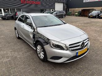 Coche accidentado Mercedes A-klasse 180 CDI Lease Edition 2015/7