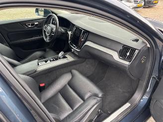Volvo V-60 2.0 B3 Inscription automaat picture 13