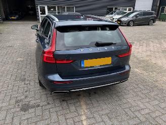 Volvo V-60 2.0 B3 Inscription automaat picture 12