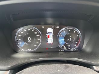 Volvo V-60 2.0 B3 Inscription automaat picture 19