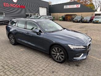 Volvo V-60 2.0 B3 Inscription automaat picture 2