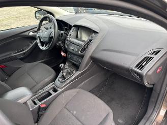 Ford Focus 1.0 Trend Edition picture 12