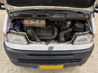 Dethleffs  2.5 TDI  Burstner A 645 Stapelbed 6-persoons picture 19