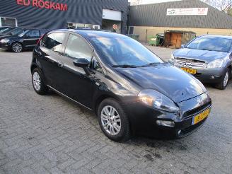 škoda osobní automobily Fiat Punto Evo 0.9 TWINAIR LOUNGE 2016/1