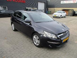 Unfallwagen Peugeot 308 1.6 BLUEHDI EXECUTIVE PACK 2015/11