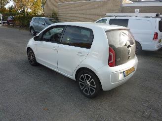 Volkswagen Up! 1.0 HIGH UP! BLUEM. picture 3