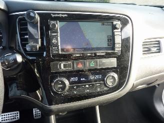 Mitsubishi Outlander 2.0 PHEV INSTYLE picture 13