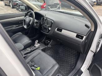 Mitsubishi Outlander 2.0 PHEV Instyle automaat picture 12