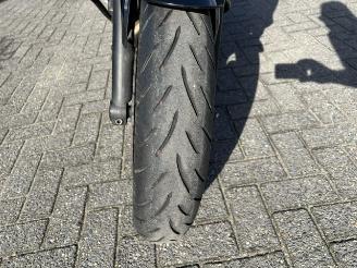 Kawasaki ER - 6 N ER-6n ABS picture 13