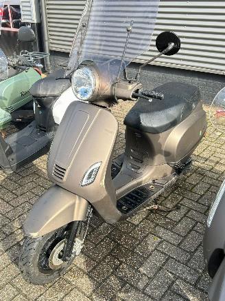 Sym  Partij 6 scooters picture 7