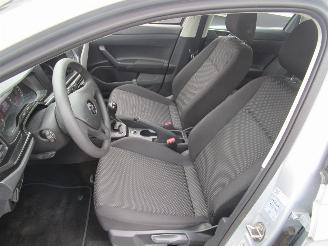 Volkswagen Polo 1.0 MPI Trendline 5drs picture 10