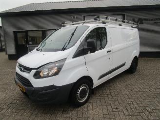 krockskadad bil bedrijf Ford Transit Custom 290 2.0 TDCI L2H1 Economy Edition 2018/3