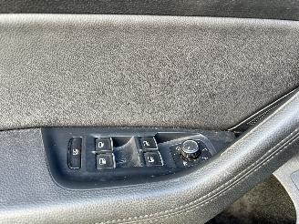 Volkswagen Passat Variant 2.0 TDI Highline picture 18