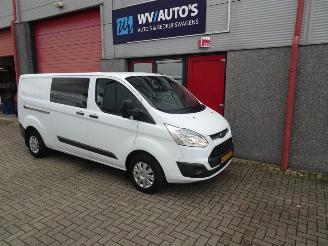 Ford Transit Custom 290 2.2 TDCI L2H1 Trend DC 6 pers airco picture 4