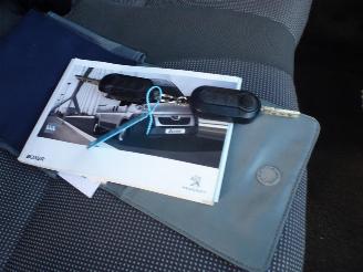 Peugeot Boxer 330 2.2 HDI L2H2 Profit+ picture 9