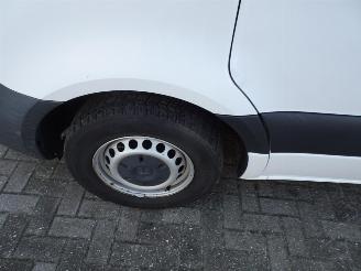 Mercedes Sprinter 314 2.2 CDI L2H2 3 zitter picture 10