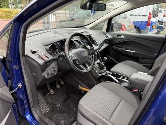 Ford C-Max 1.0 Titanium  MPV 5-dr. picture 17