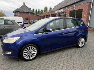 Ford C-Max 1.0 Titanium  MPV 5-dr. picture 2