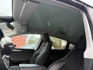 Tesla Model Y RWD 58 kWh picture 19