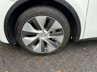 Tesla Model Y RWD 58 kWh picture 32