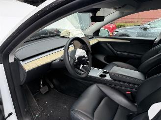 Tesla Model Y RWD 58 kWh picture 15
