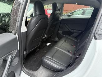 Tesla Model Y RWD 58 kWh picture 14