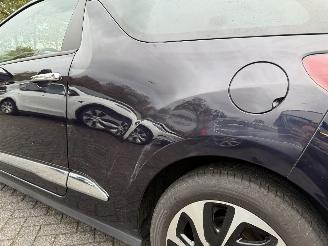 DS Automobiles DS 3 1.6 BlueHDi So Chic Hatchback 3-dr. picture 13