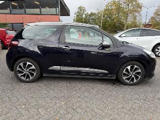 DS Automobiles DS 3 1.6 BlueHDi So Chic Hatchback 3-dr. picture 4