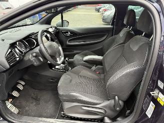 DS Automobiles DS 3 1.6 BlueHDi So Chic Hatchback 3-dr. picture 16