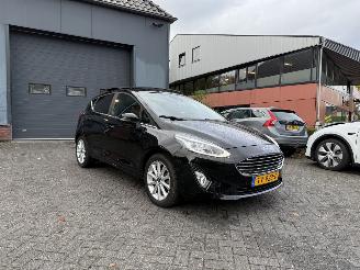 Ford Fiesta 1.5 TDCi Titanium  PANORAMADAK Hatchback 5-dr. picture 34