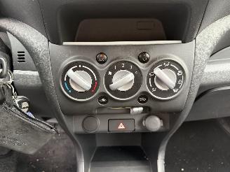 Nissan Pixo 1.0 Look S/S  AIRCO Hatchback 5-dr. picture 21