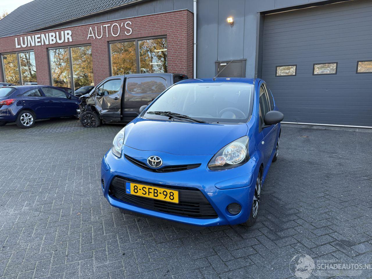 Toyota Aygo 1.0 VVT-i Now  AIRCO  Hatchback 5-dr.